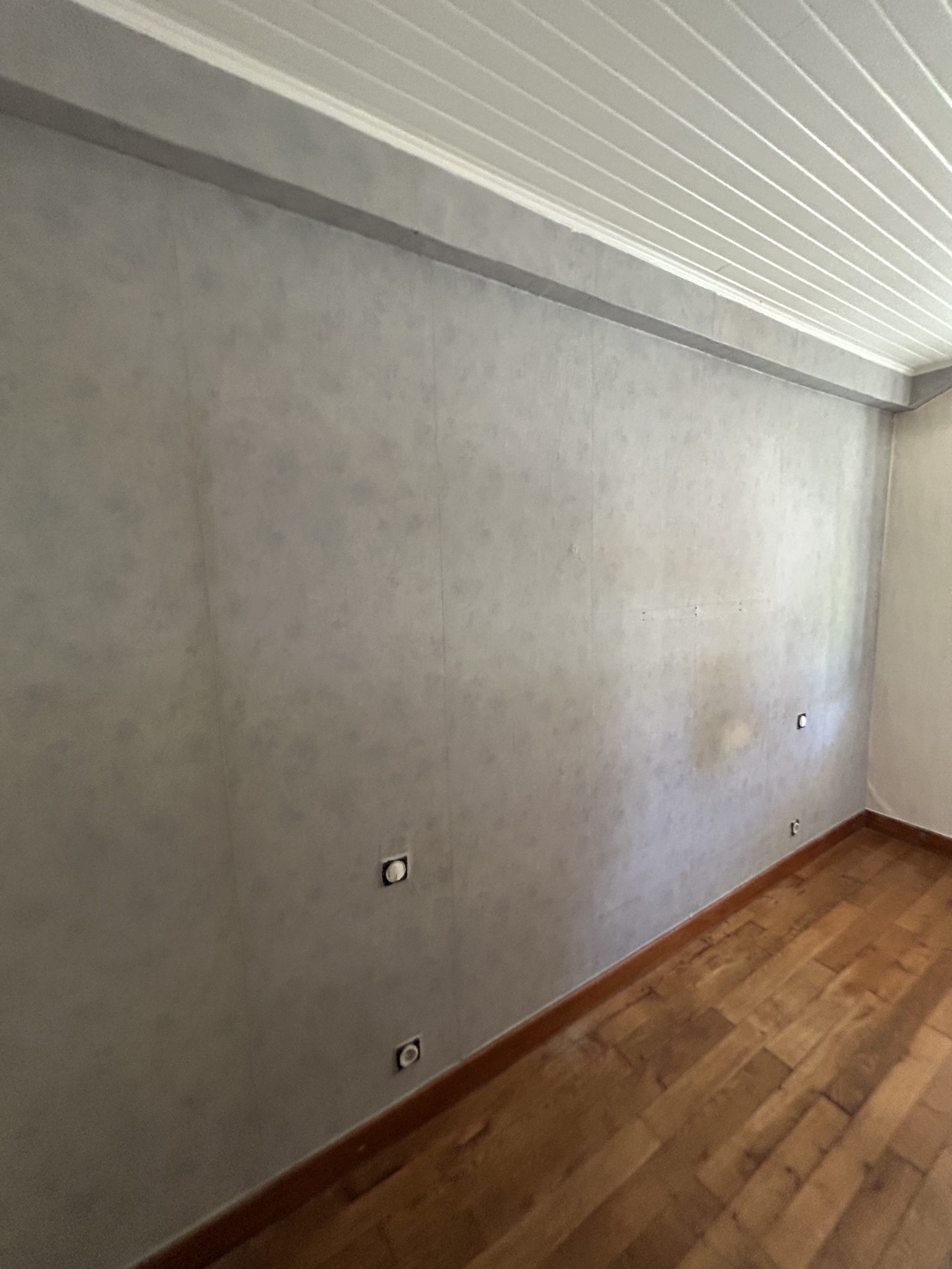 Peinture de chambre — avant